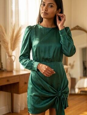 Chic Long Sleeve Green Dress
